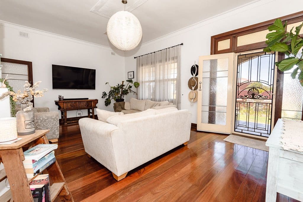 86 Wood Terrace, WHYALLA, SA 5600, Whyalla - Thumbnail 2