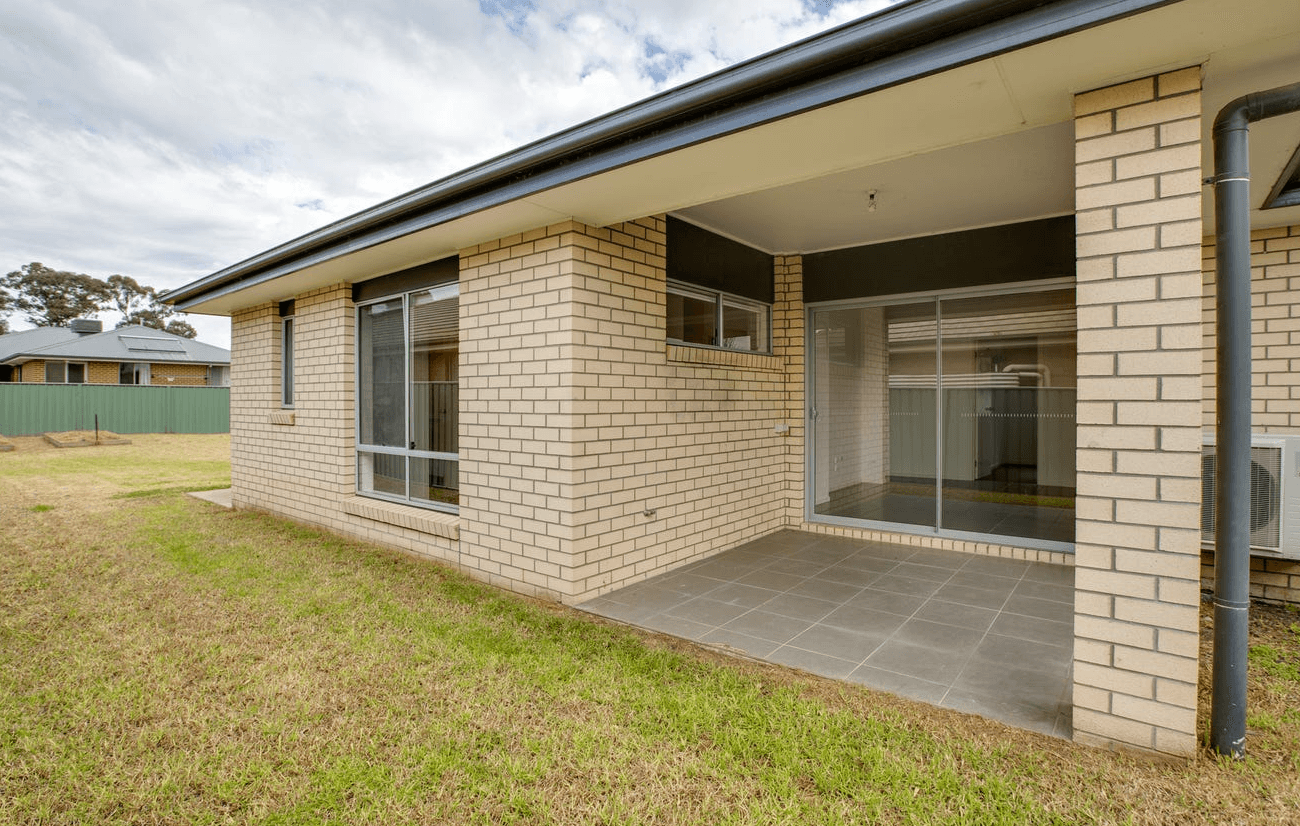 23 Inwood Crescent , Wodonga VIC 3690, Wodonga - Thumbnail 8