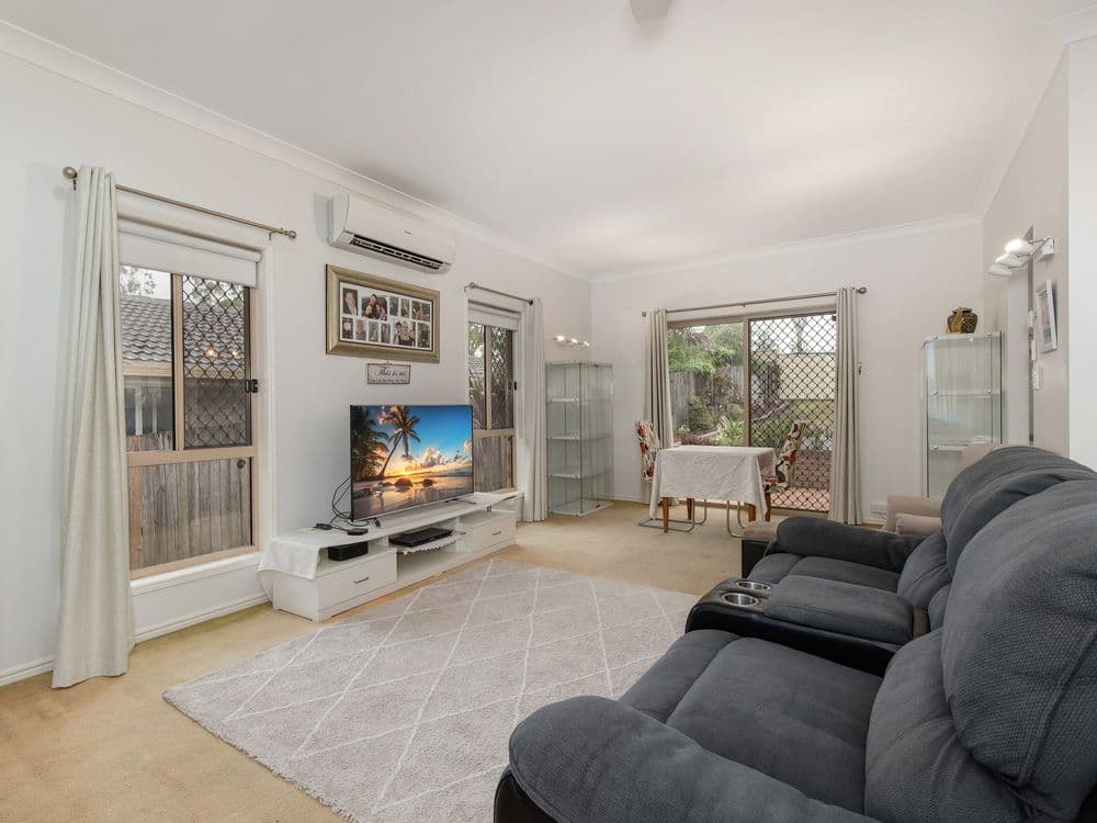 18 Edgeworth Place, HELENSVALE, QLD 4212, Helensvale - Thumbnail 6