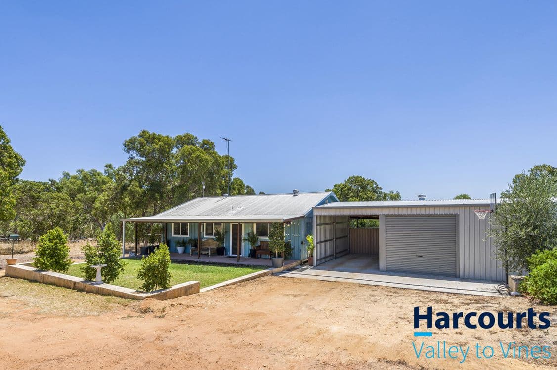 5 Edwards Street, GINGIN, WA 6503, Gingin - Thumbnail 2