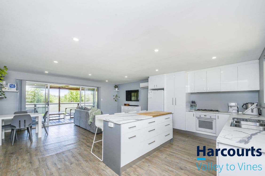 5 Edwards Street, GINGIN, WA 6503, Gingin - Thumbnail 6