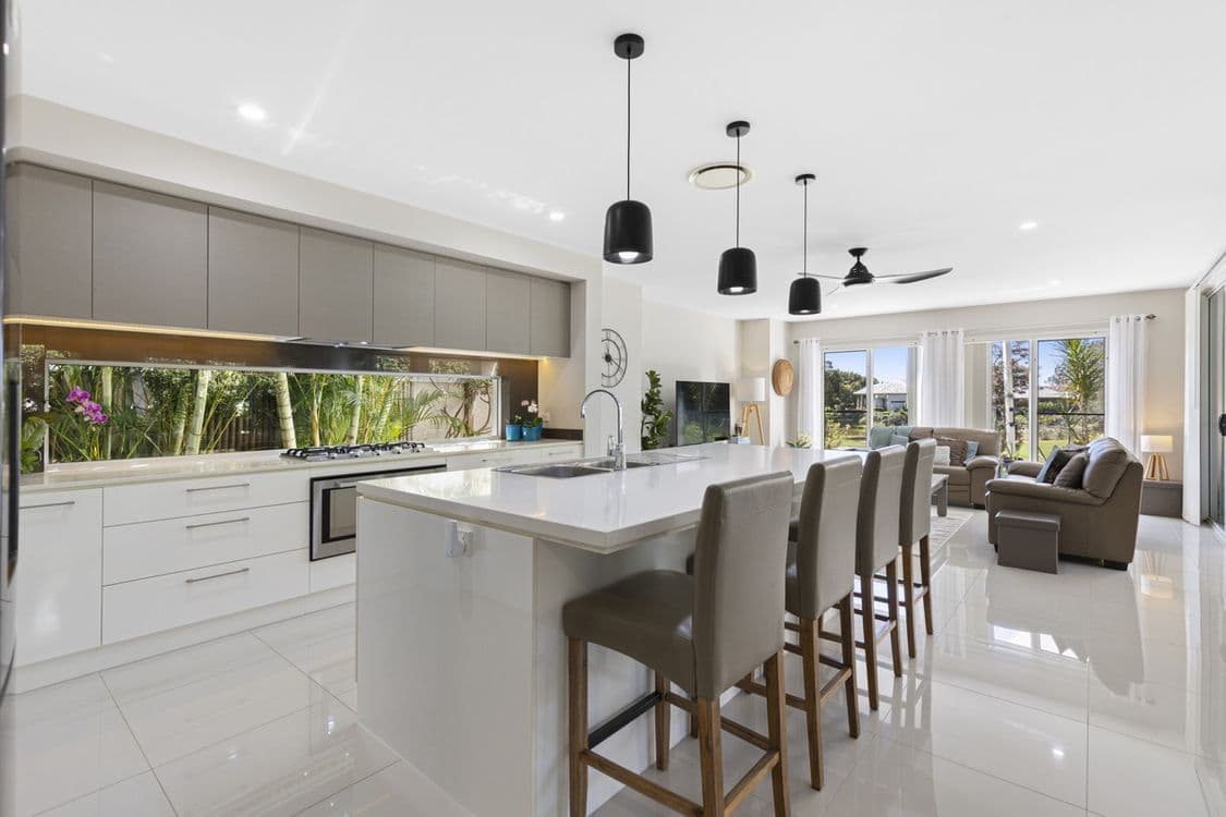 921 Medinah Avenue, Robina, QLD 4226, Robina - Thumbnail 4