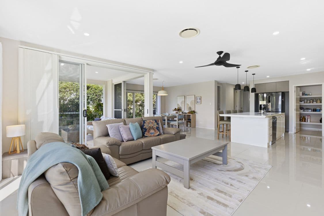 921 Medinah Avenue, Robina, QLD 4226, Robina - Thumbnail 8