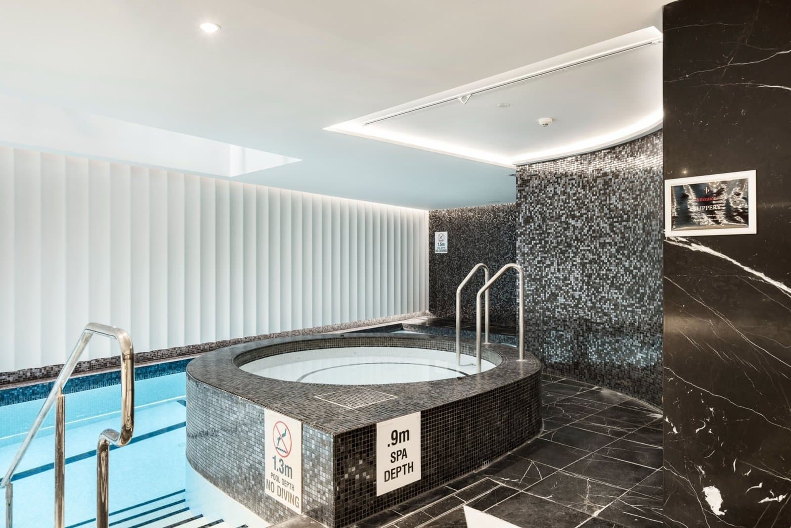 308/8 Bowen Crescent, Melbourne, Melbourne - Thumbnail 2