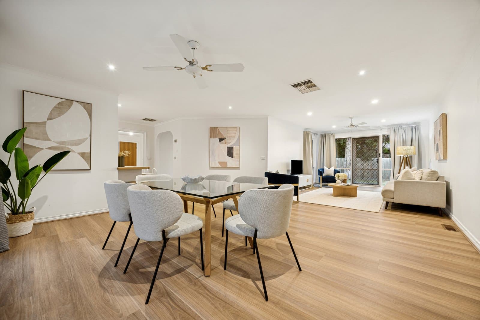 3 Milton Court, Aspendale Gardens, Aspendale Gardens - Thumbnail 5
