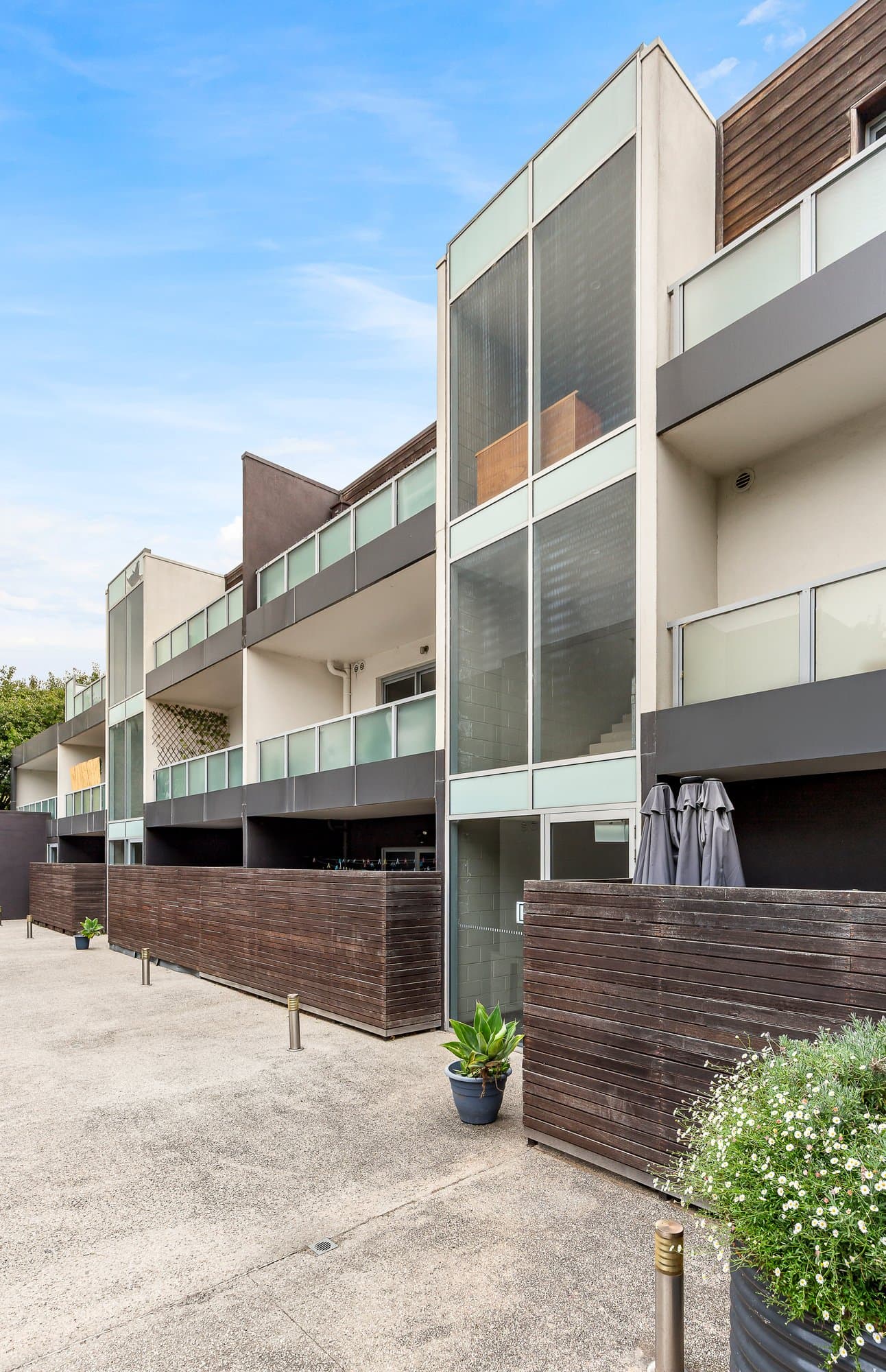 10/4A Lansdowne Road, St Kilda East, St Kilda East - Thumbnail 2