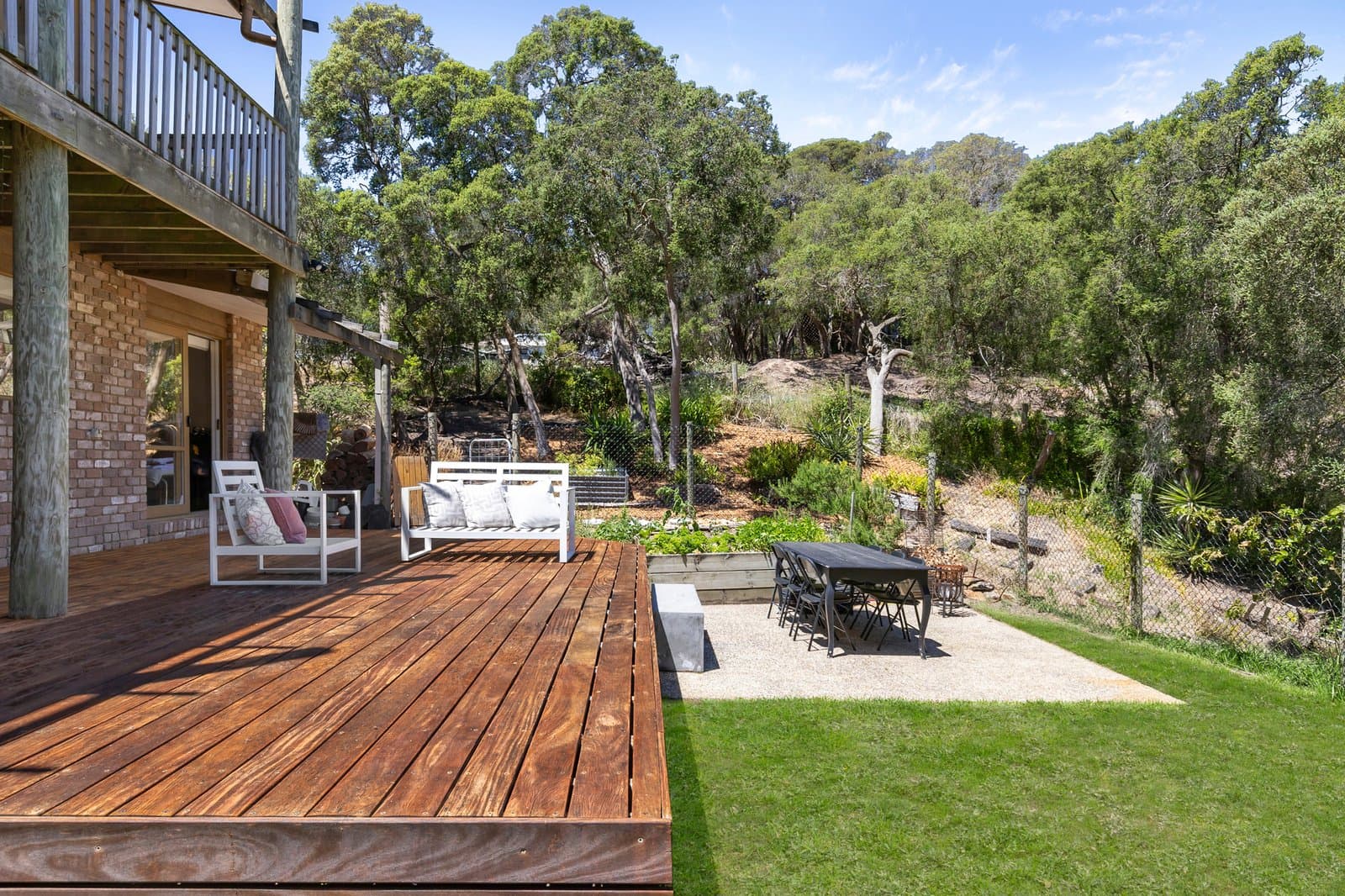 5-7 Fern Grove, Rye, Rye - Thumbnail 6