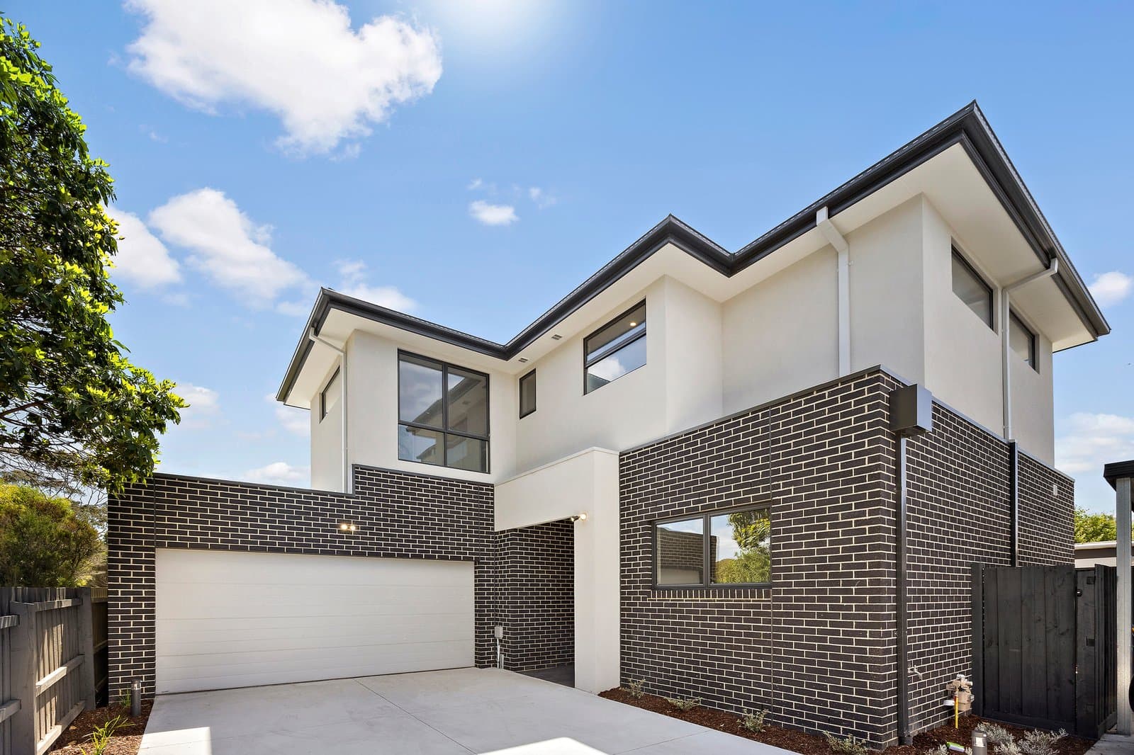 2/5 Prince Crescent, Seaford, Seaford - Thumbnail 3