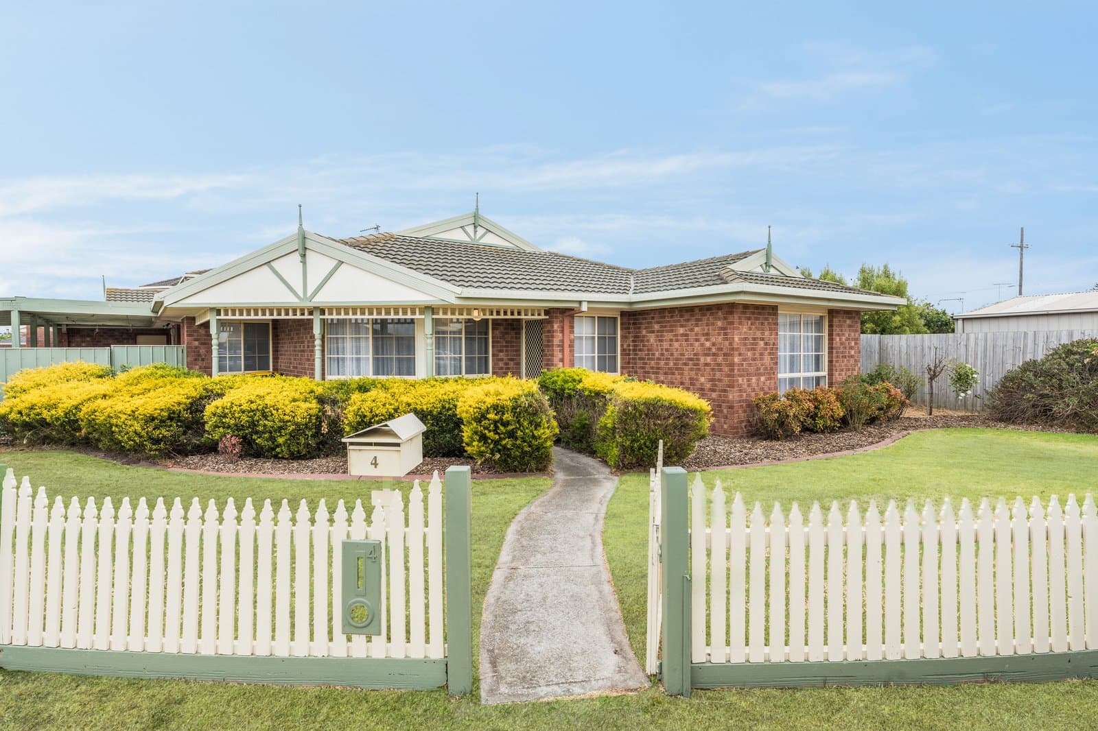 4 Belkan Court, St Albans Park, St Albans Park - Thumbnail 3