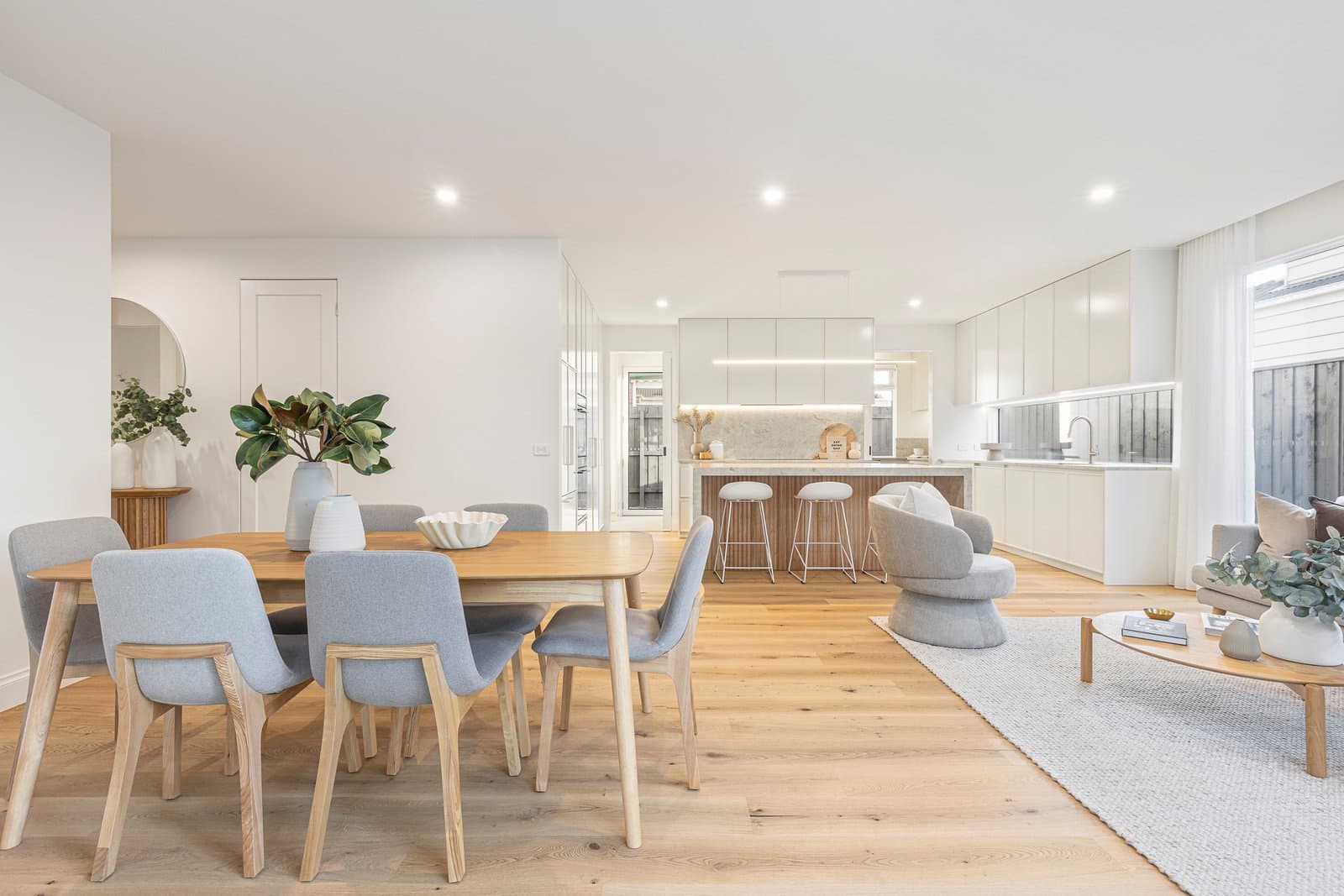 1 Swyer Street, Hampton, Hampton - Thumbnail 4