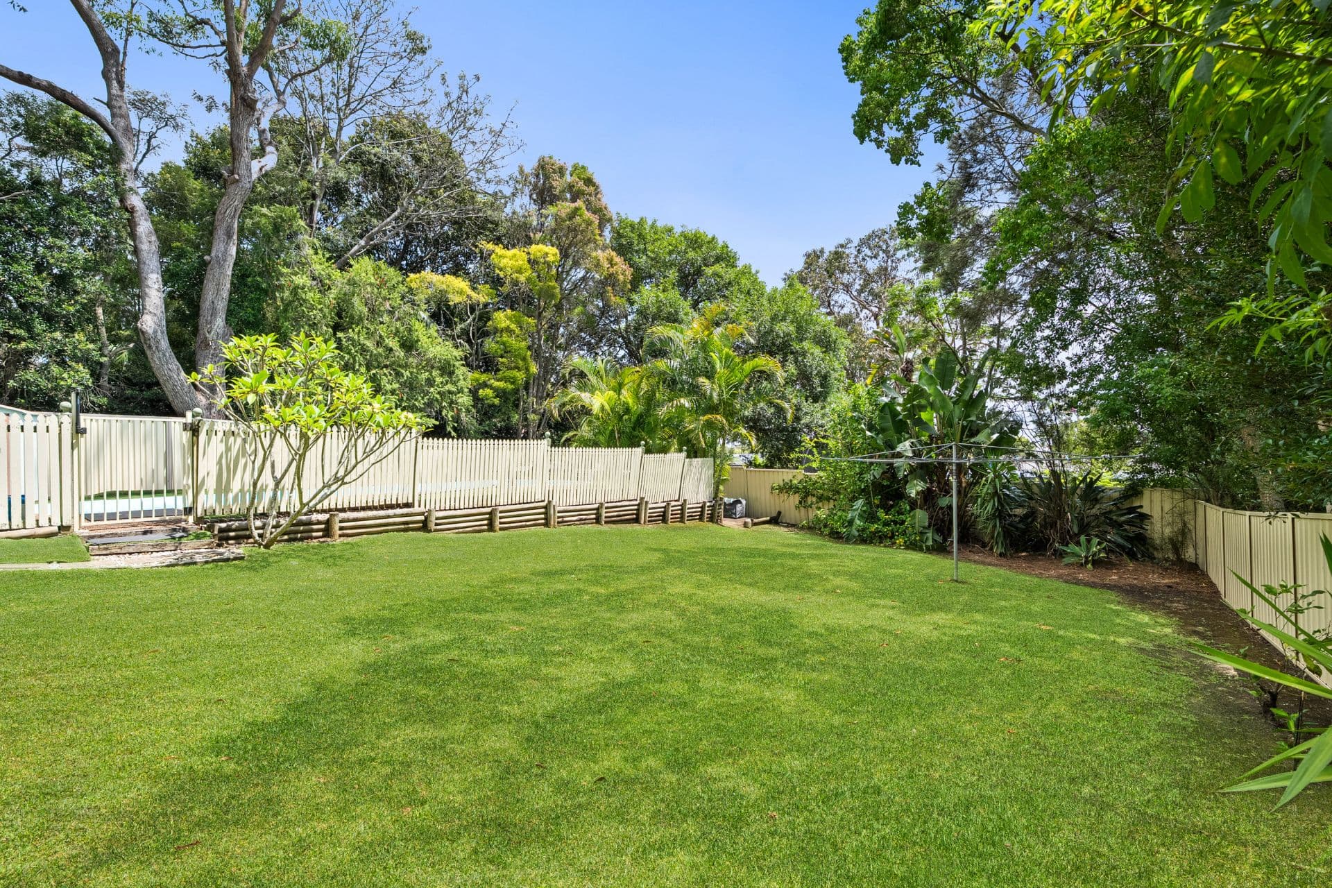174 Eastern Road, Killarney Vale, Killarney Vale - Image 1
