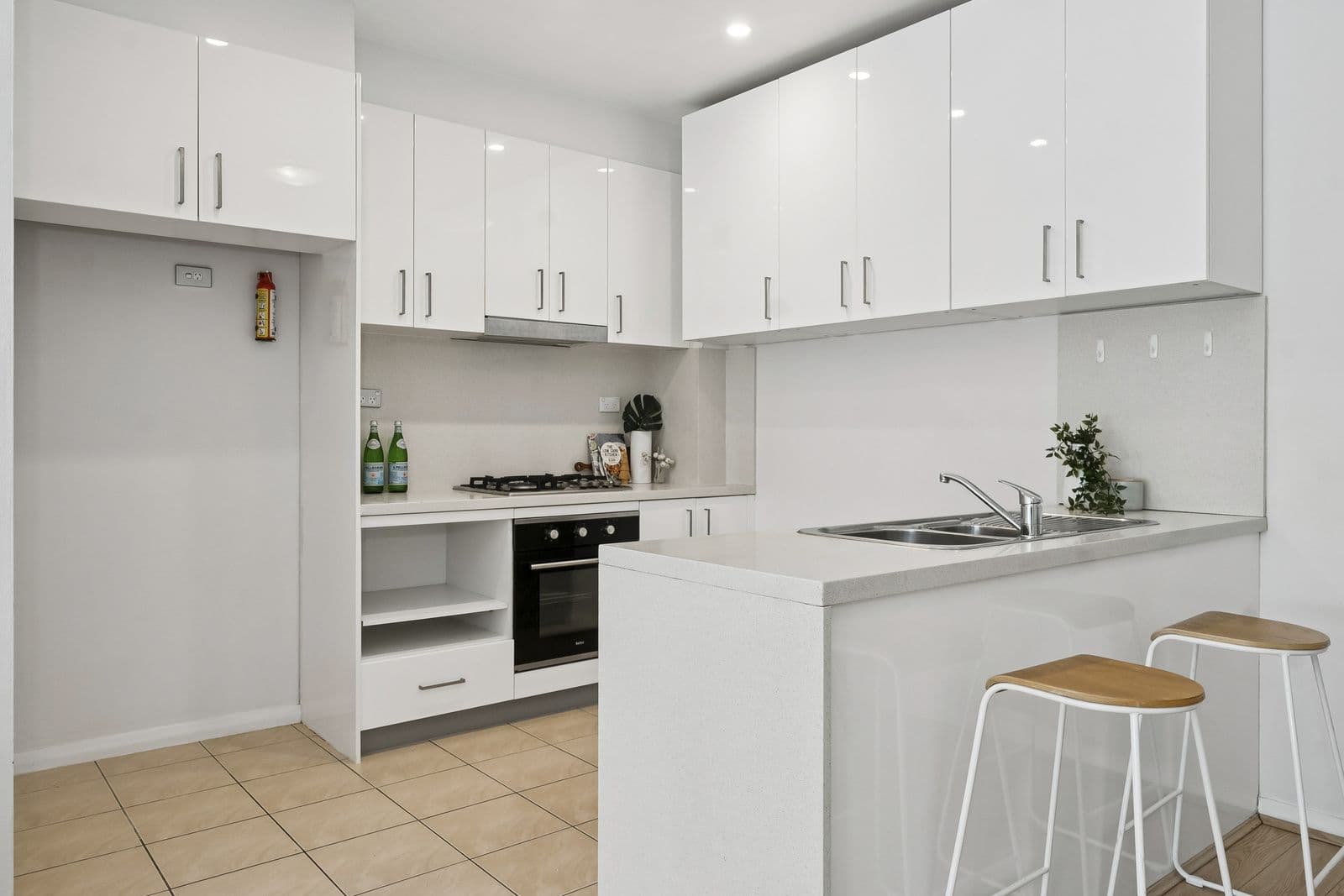 8/1-3 Eulbertie Avenue, Warrawee, Warrawee - Thumbnail 3