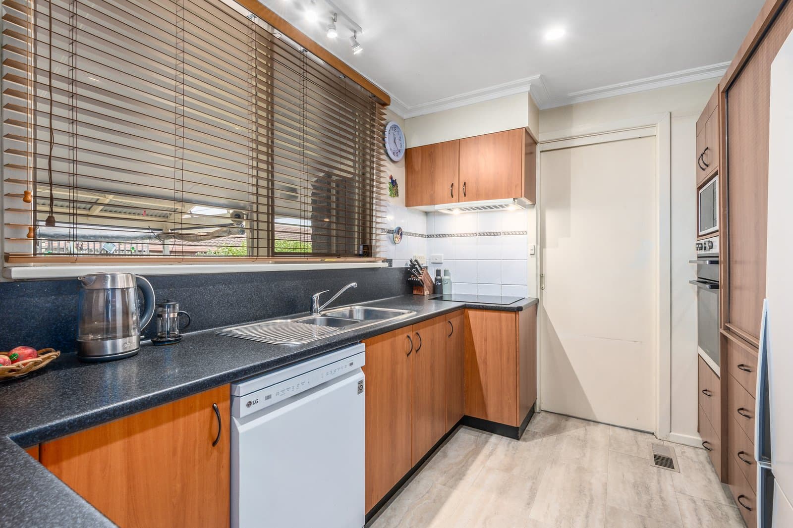 17 Moruya Drive, Grovedale, Grovedale - Thumbnail 7
