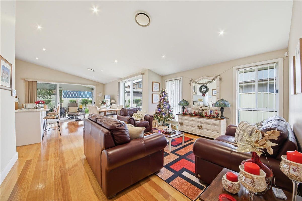 17 Dunlop Avenue, Harrington Park, Harrington Park - Thumbnail 4
