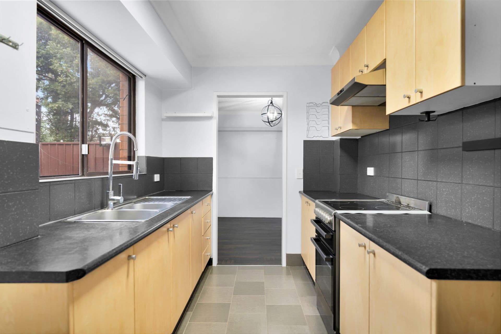 10/26 Kingsclare Street, Leumeah, Leumeah - Thumbnail 2