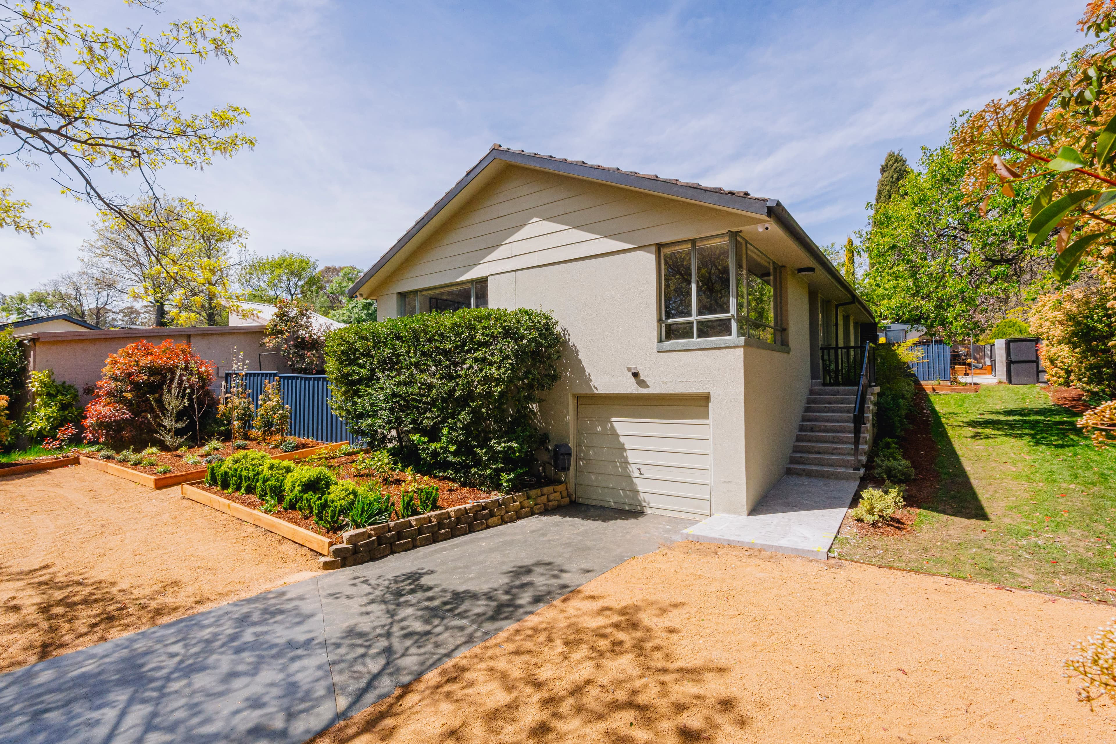 129 La Perouse Street, Narrabundah ACT 2604, Narrabundah - Thumbnail 2
