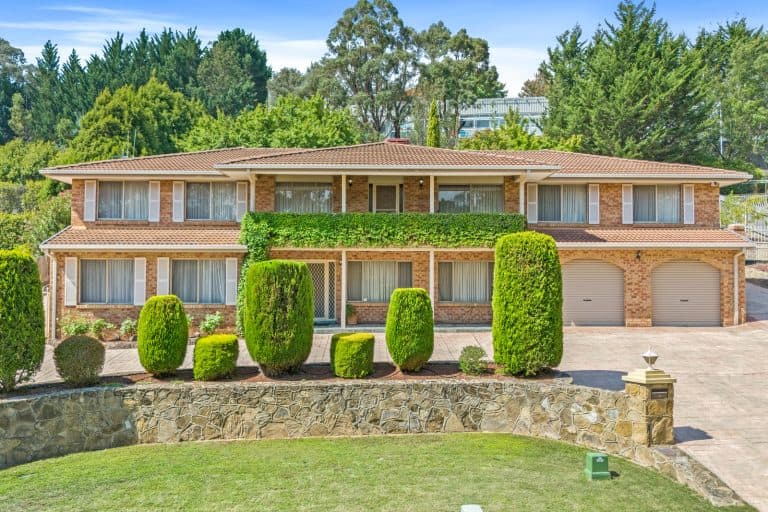 27 Cobbadah Street, O'Malley ACT 2606, O'Malley - Image 1
