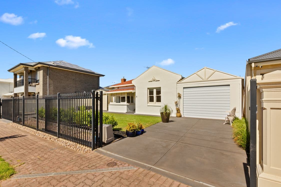 8 Hurstfield Terrace, FINDON, SA 5023, Findon - Thumbnail 2