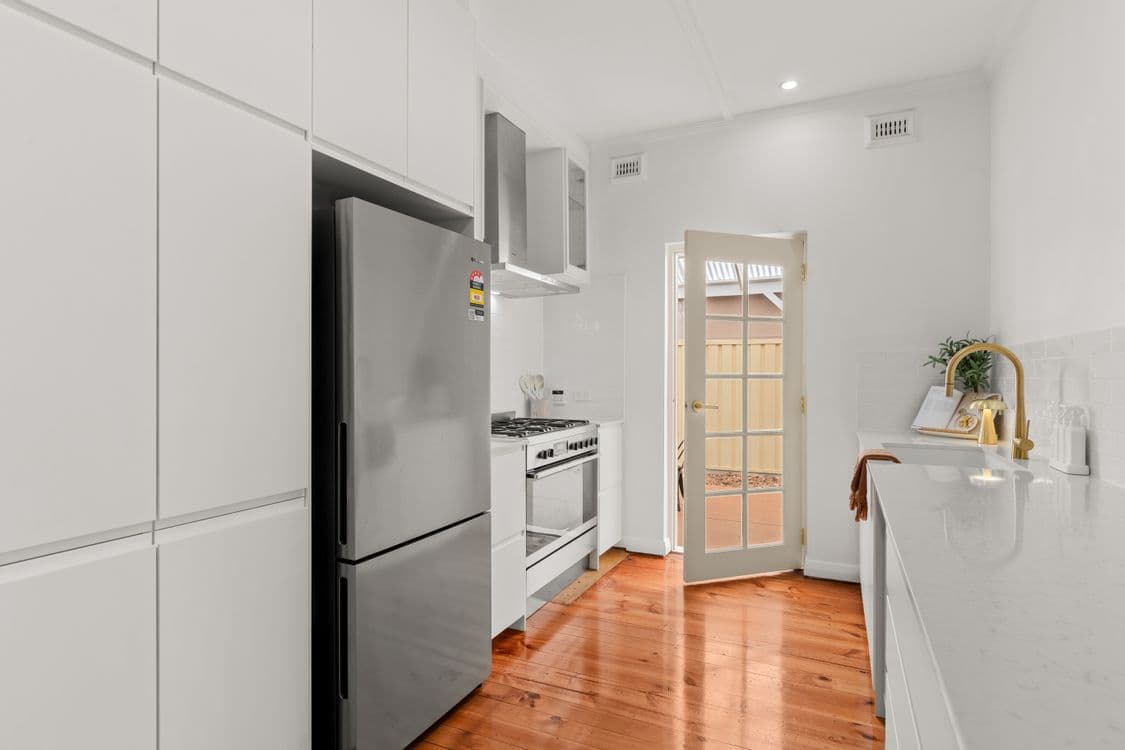 8 Hurstfield Terrace, FINDON, SA 5023, Findon - Thumbnail 7