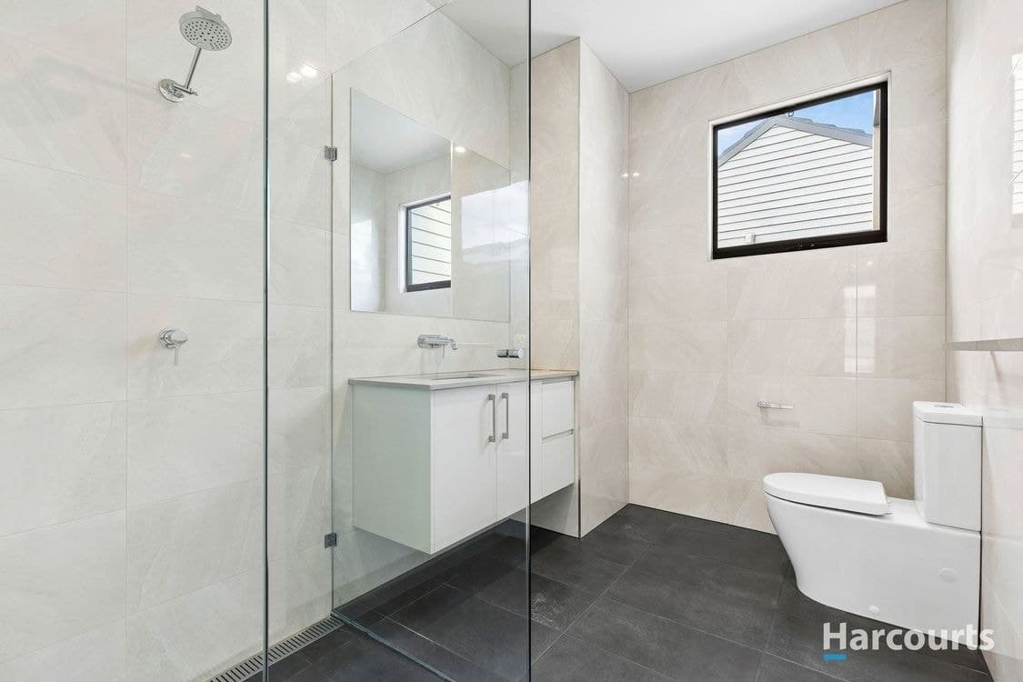 13A Myrtle Grove, North Shore, VIC 3214, North Shore - Thumbnail 5