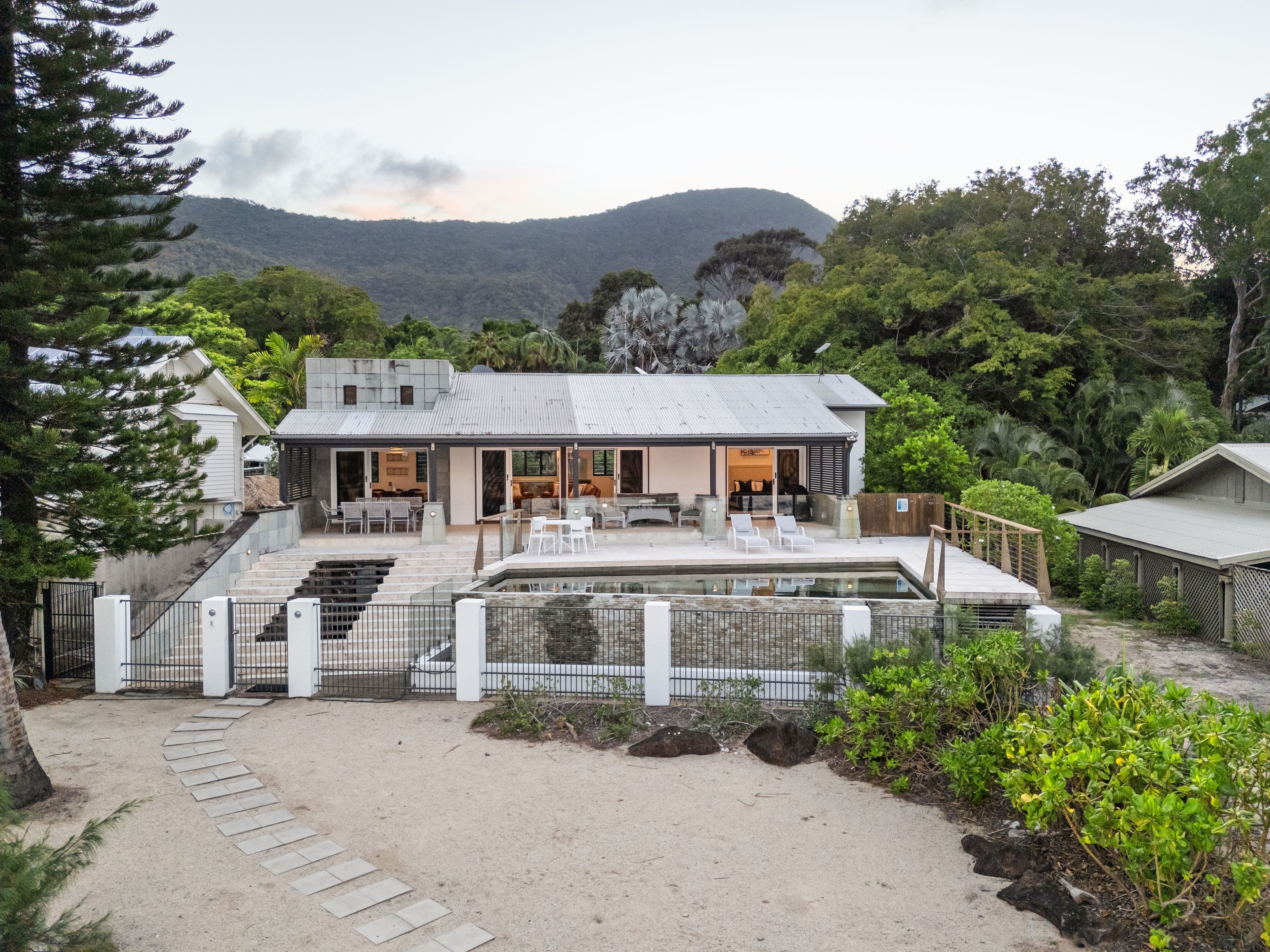 15 Oak Street , Oak Beach QLD 4877, Oak Beach - Thumbnail 3
