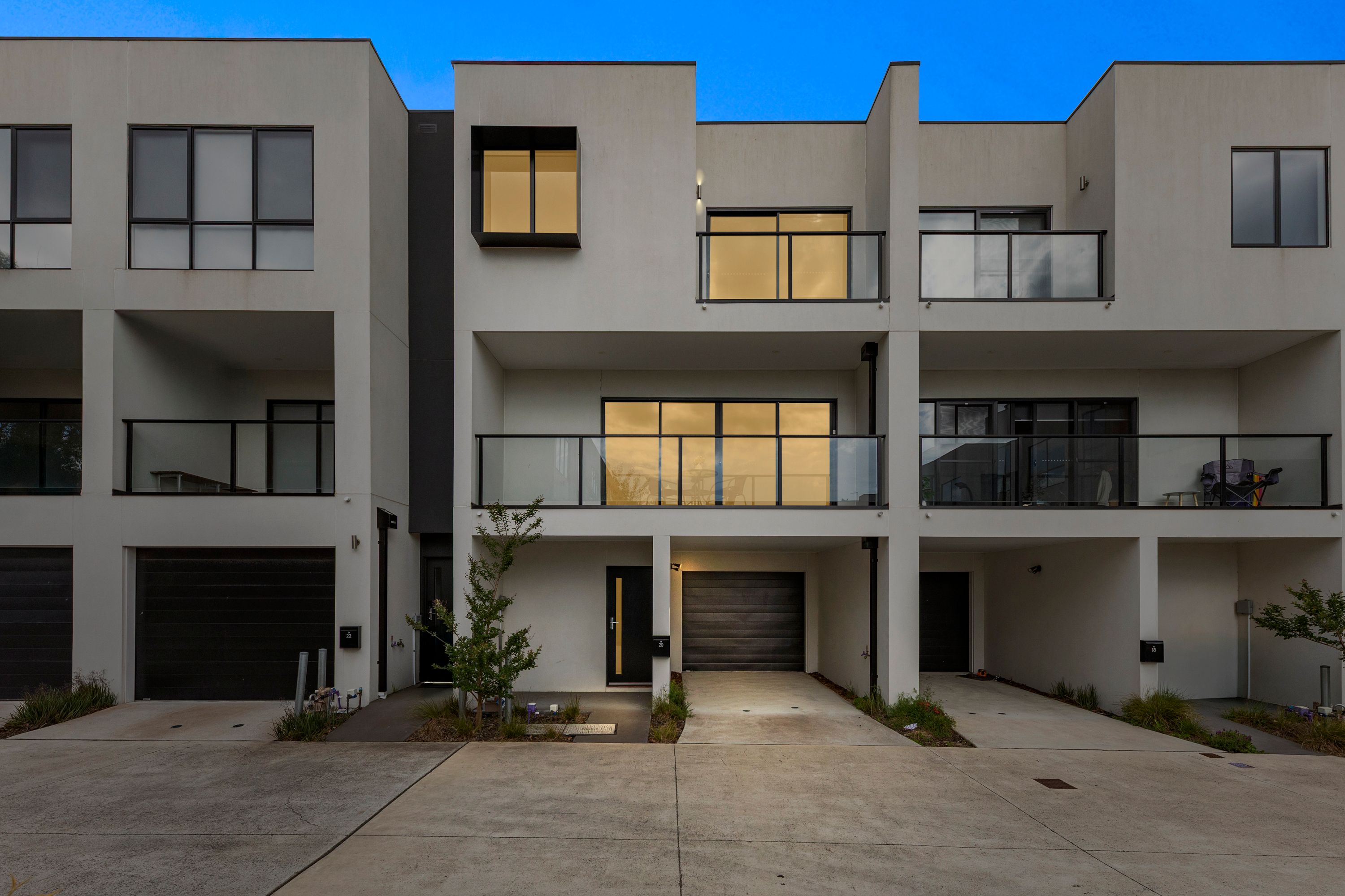 20 Foxoman Way , Pakenham VIC 3810, Pakenham - Image 1