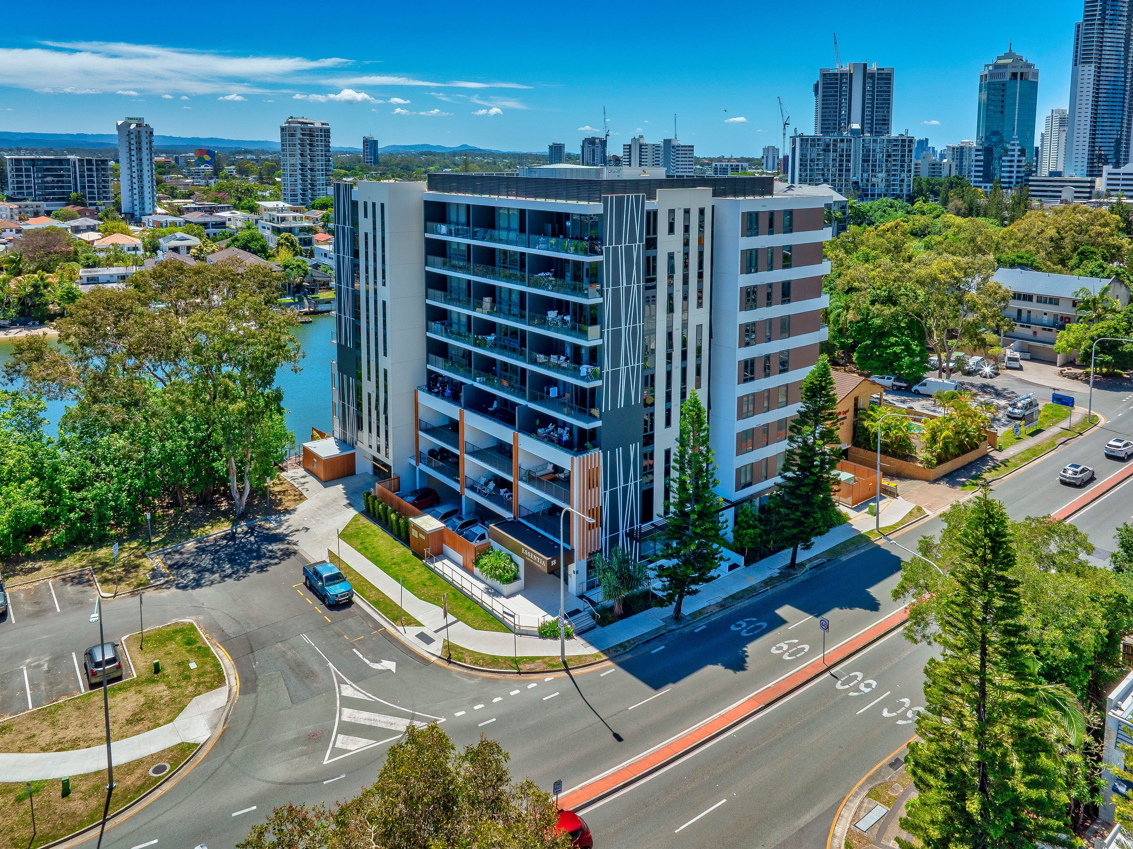 18 Remembrance Drive , Surfers Paradise QLD 4217, Surfers Paradise - Thumbnail 2