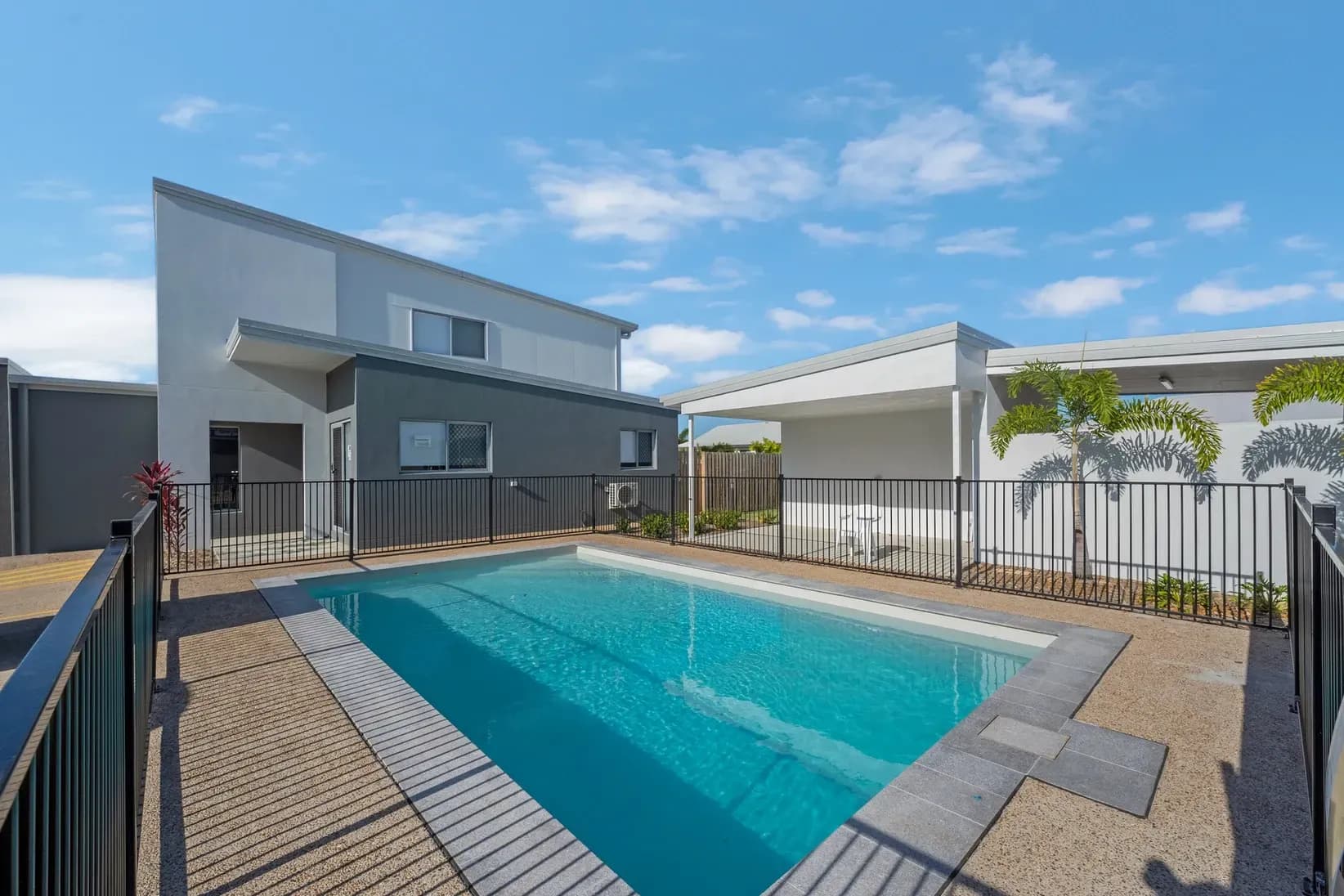 20 Boult Crescent , Burdell QLD 4818, Burdell - Thumbnail 2