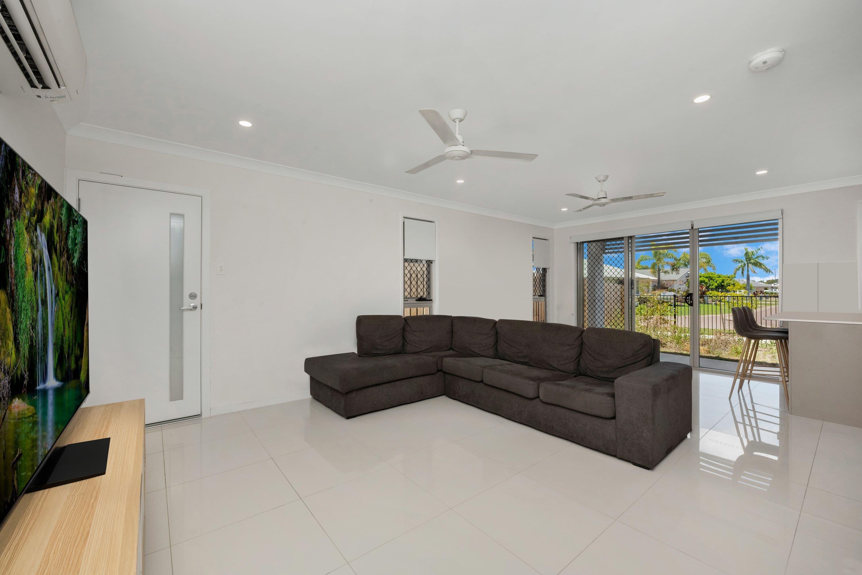 20 Boult Crescent , Burdell QLD 4818, Burdell - Thumbnail 4