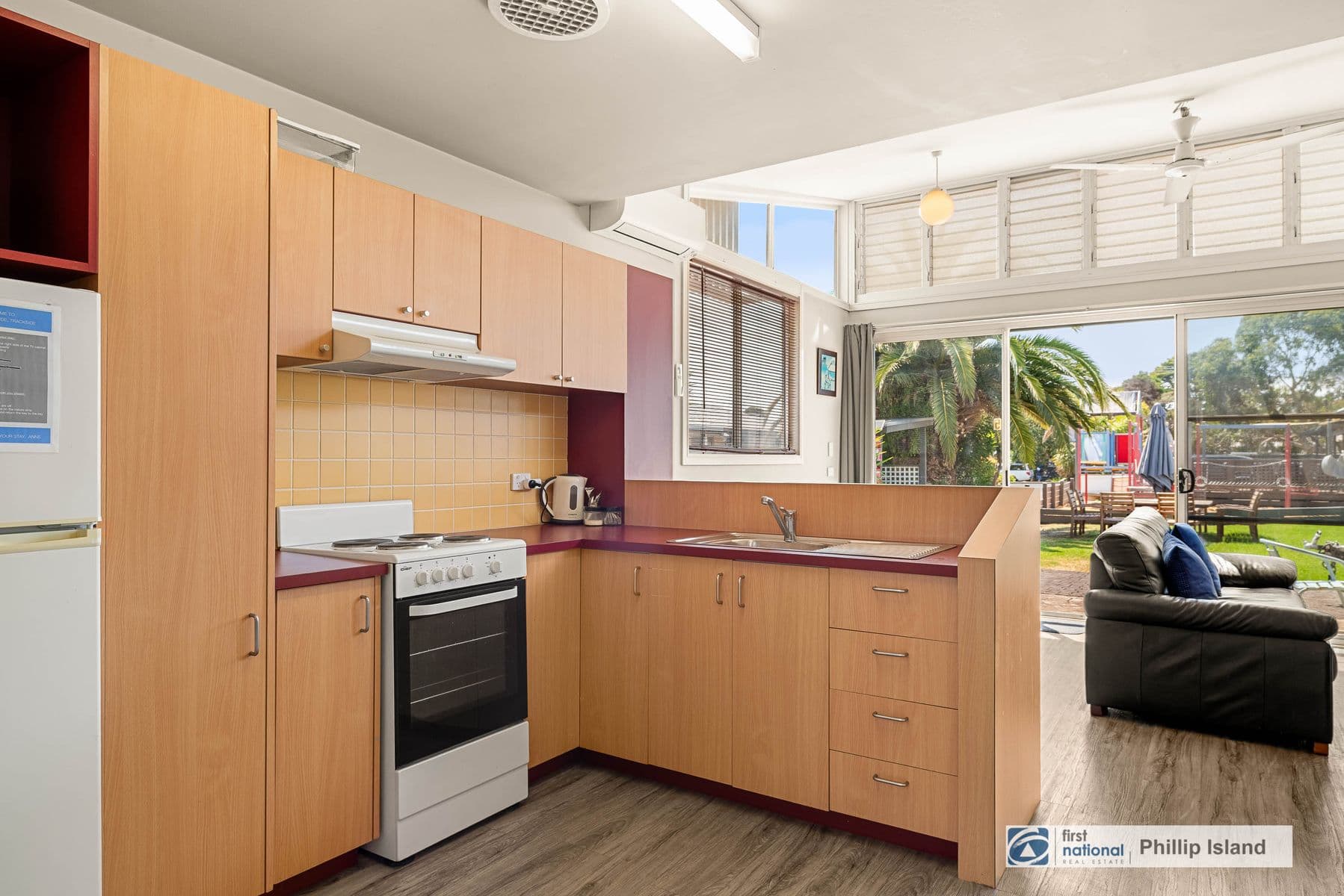 5/2-4 Park Street, Cowes VIC 3922, Cowes - Thumbnail 2
