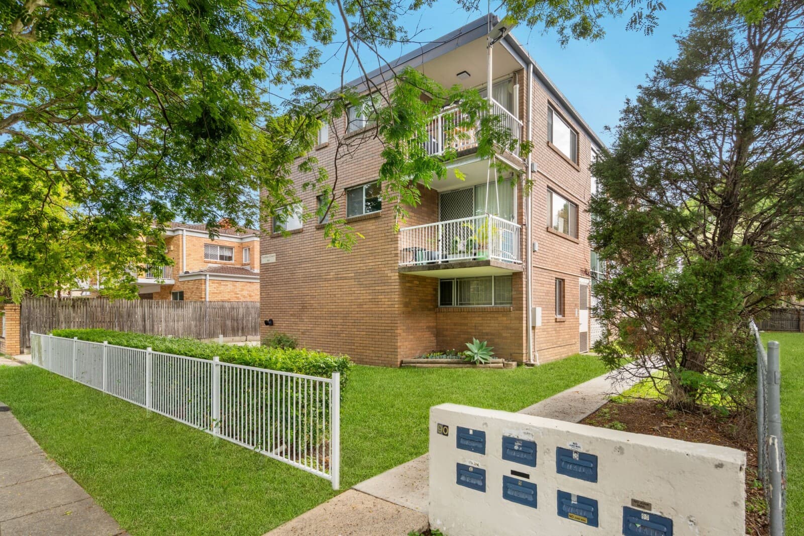 5/90 French Street Coorparoo QLD 4151, Coorparoo - Image 1