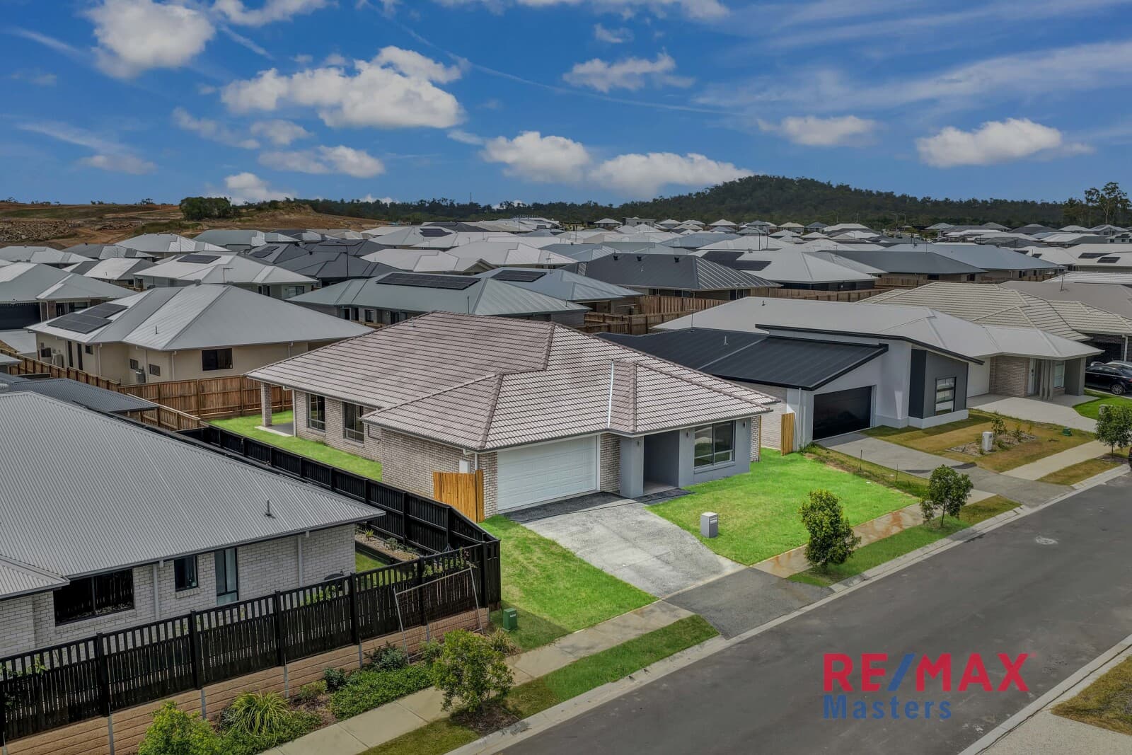 4 Lunar Street Flagstone QLD 4280, Flagstone - Thumbnail 2