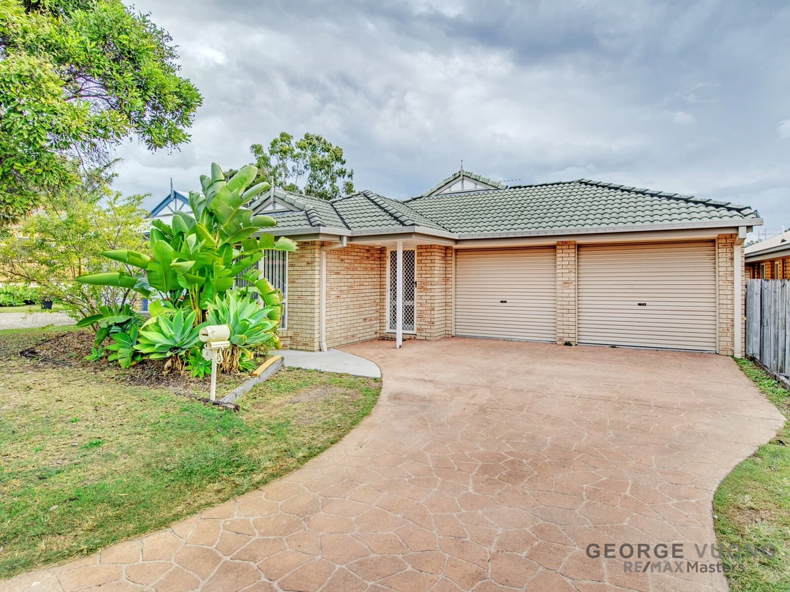 6 Horton Place Forest Lake QLD 4078, Forest Lake - Thumbnail 2