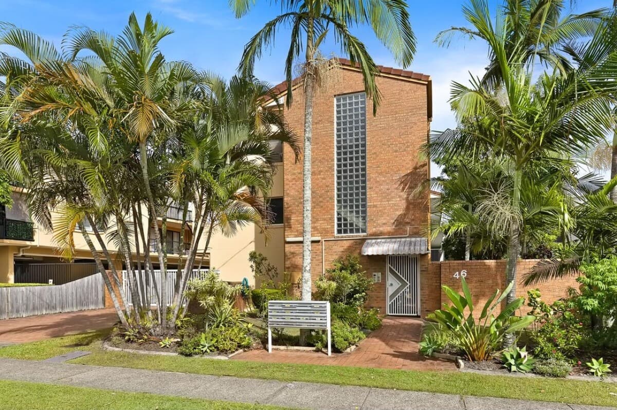 46 Brighton Street, Biggera Waters - Image 1