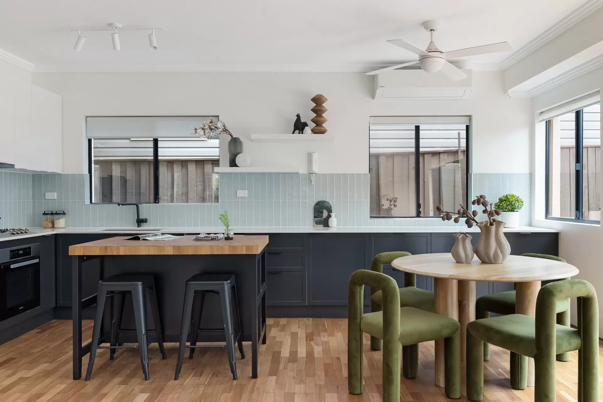 2/3 Albert Street, Leichhardt - Thumbnail 2