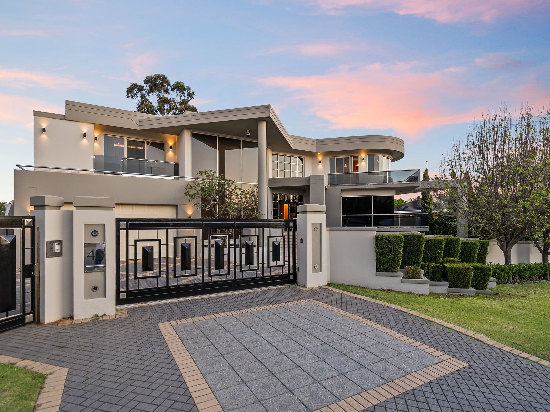 43 Duncraig Road, Applecross, Applecross - Thumbnail 2