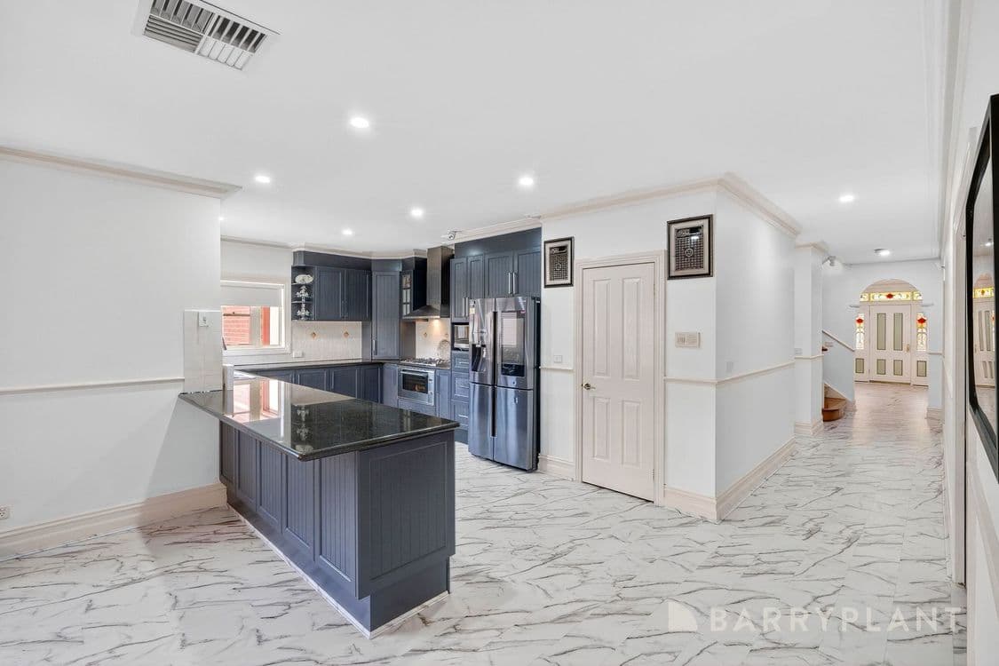4 Scarborough Court, TARNEIT, VIC 3029, Tarneit - Thumbnail 7