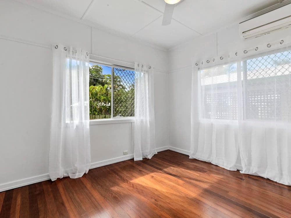 96 Boxgrove Avenue, WYNNUM, QLD 4178, Wynnum - Thumbnail 4