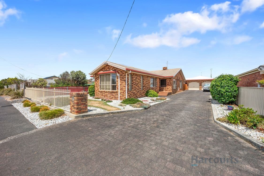 66 Esplanade, TURNERS BEACH, TAS 7315, Turners Beach - Thumbnail 3
