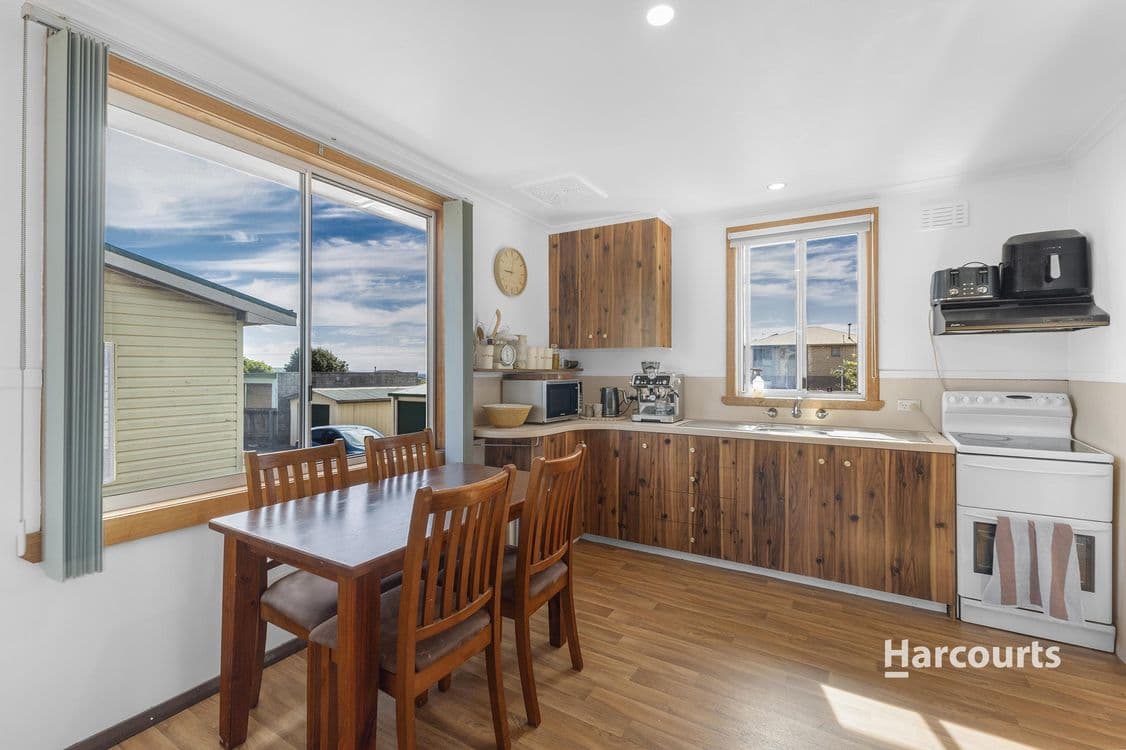 53 Madden Street, ACTON, TAS 7320, Upper Burnie - Thumbnail 5
