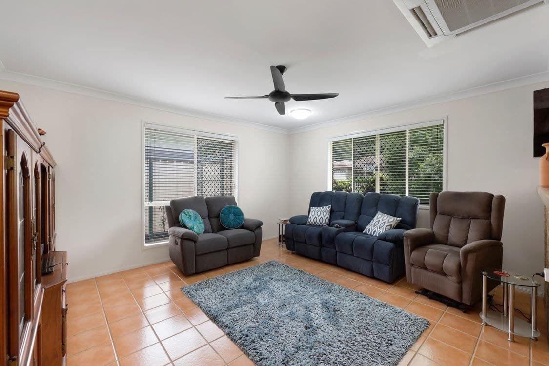11 Jackson Street, SARINA, QLD 4737, Sarina - Thumbnail 7