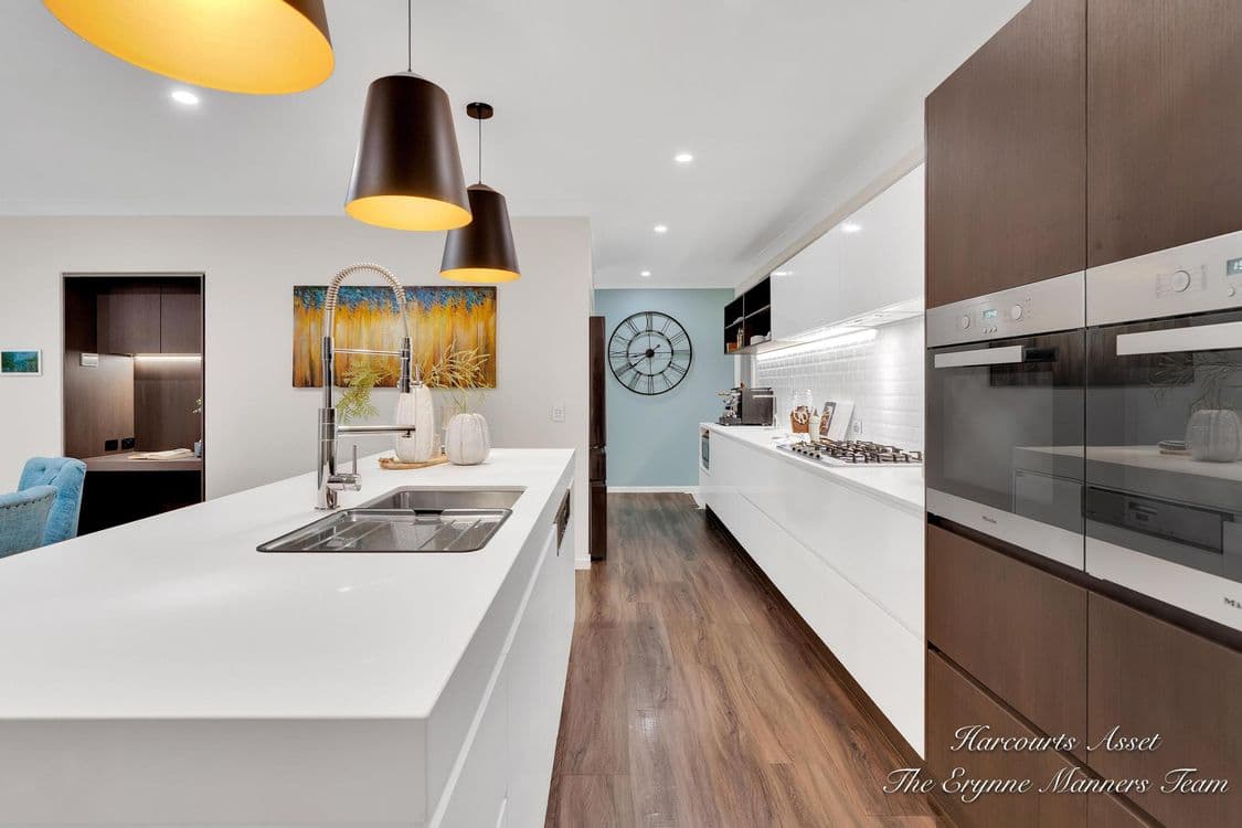 19 Botanic Crescent, BROOKWATER, QLD 4300, Brookwater - Thumbnail 3