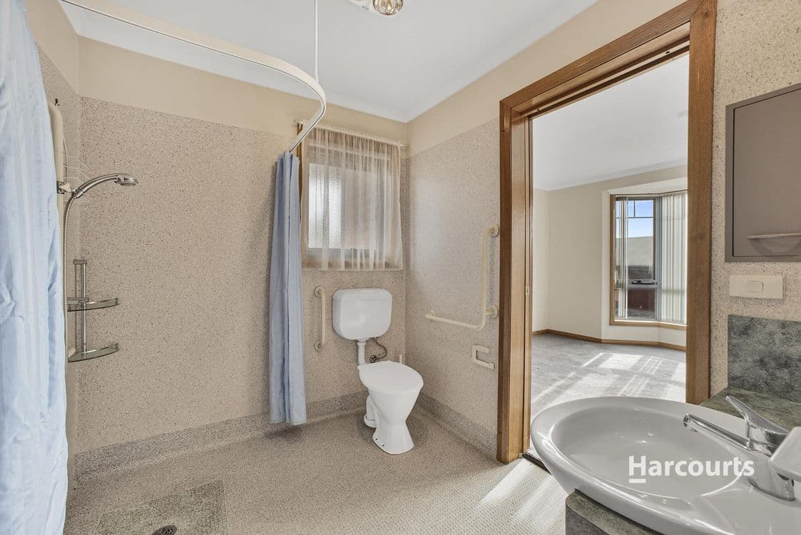 2/27 Wragg Street, SOMERSET, TAS 7322, Somerset - Thumbnail 6