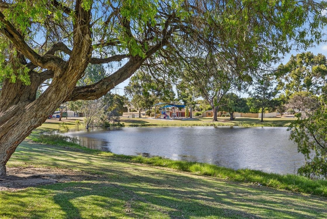 14A Lake Edge Lane, SOUTH LAKE, WA 6164, South Lake - Thumbnail 5