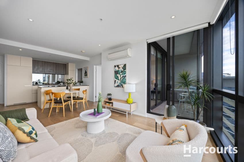 2803n/883 Collins Street, DOCKLANDS, VIC 3008, Docklands - Thumbnail 2
