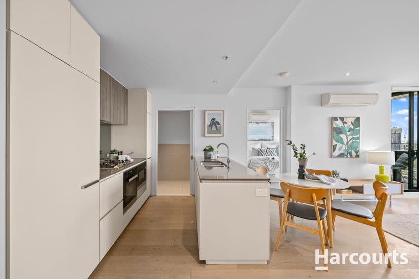 2803n/883 Collins Street, DOCKLANDS, VIC 3008, Docklands - Thumbnail 3