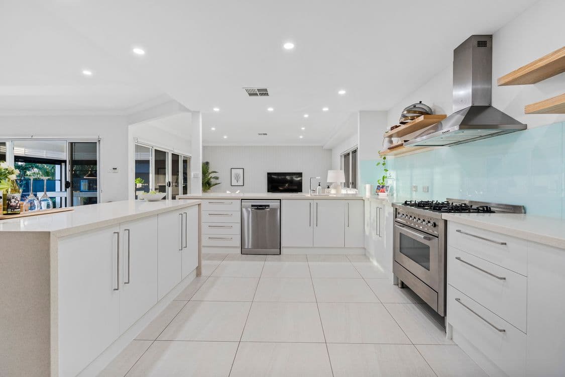 8 Whatmore Place, MANLY WEST, QLD 4179, Manly West - Thumbnail 7