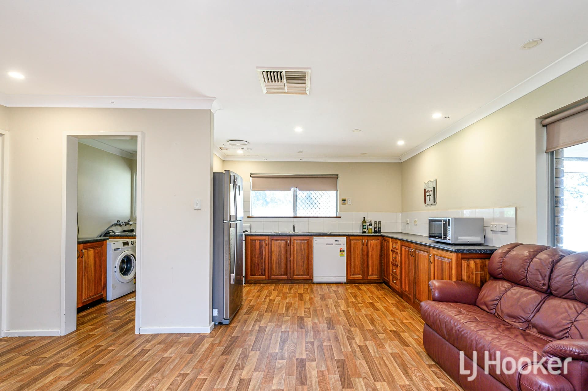 24 Brumby Place, Armadale, Armadale - Thumbnail 4