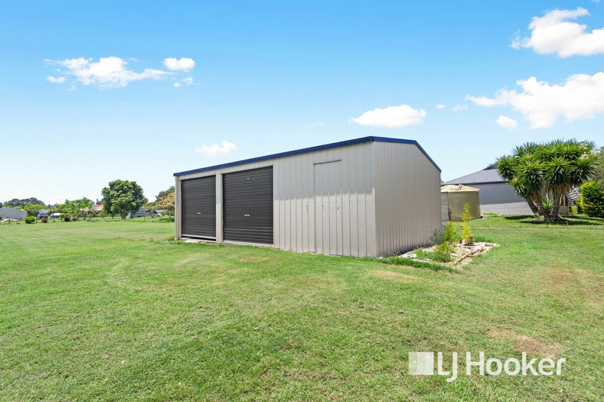 64 Edgerton Drive, Plainland, Plainland - Thumbnail 2