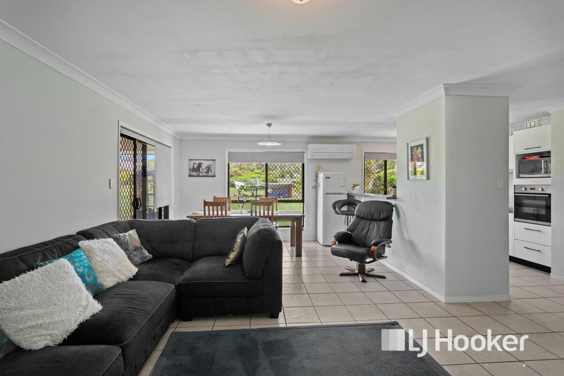 64 Edgerton Drive, Plainland, Plainland - Thumbnail 5
